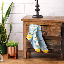 Load image into Gallery viewer, Bees And Daisies Socks