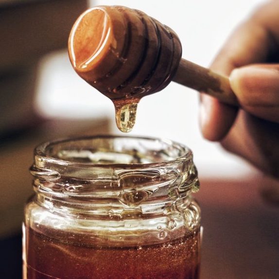 14 Benefits of Raw Honey